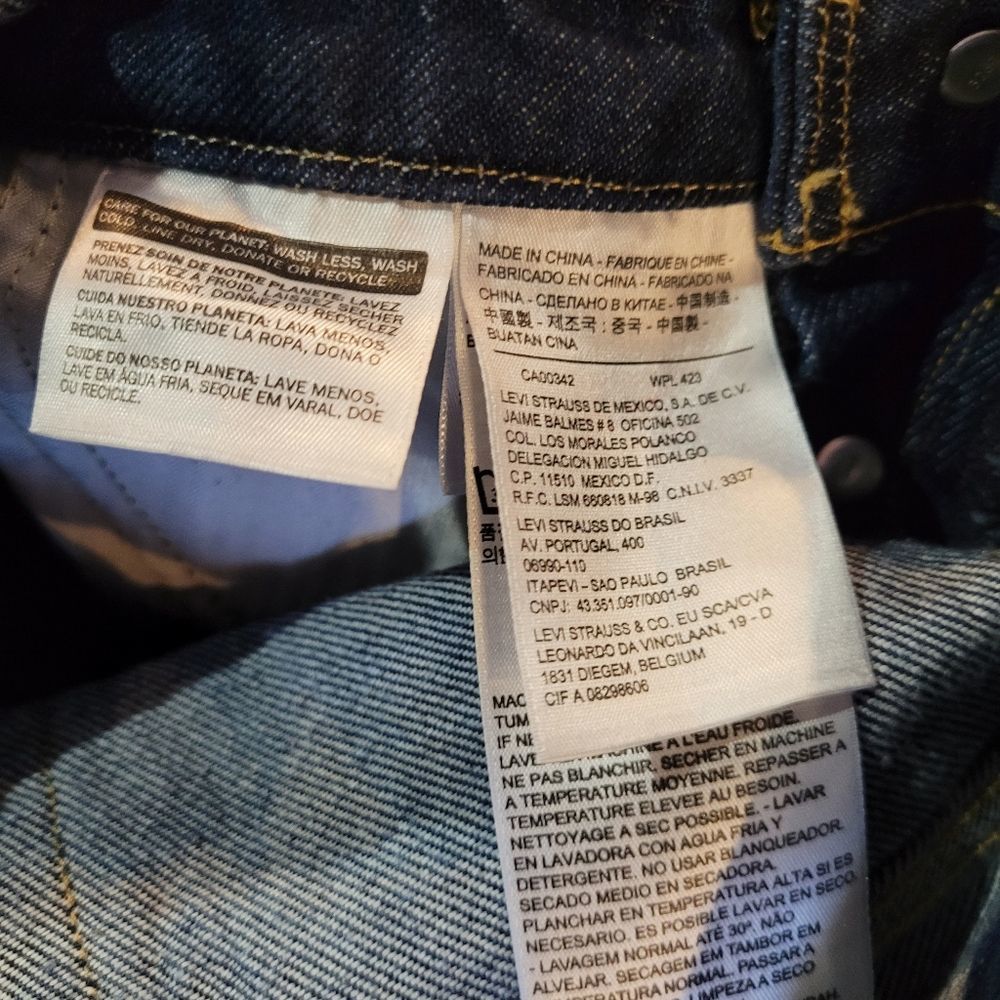 SOLD!!!Levi's overalls  size xs - Picture 7 of 7